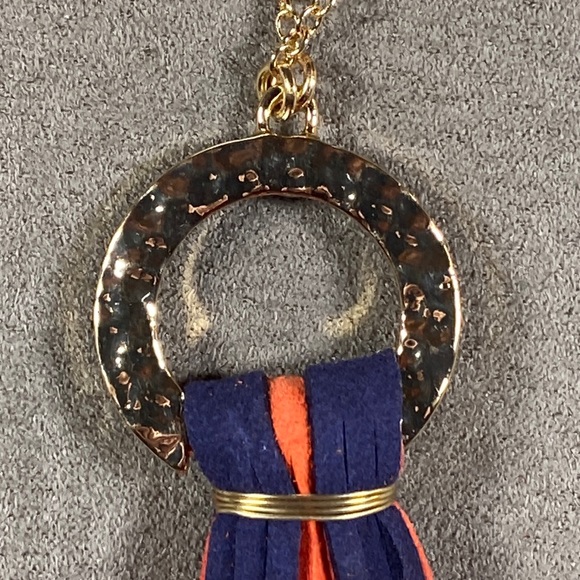 Fanfare Fashion Hammered Ring & Orange & Blue Suede Tassel Necklace - Picture 6 of 12